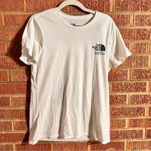 The North Face White Mountain “Explorer” Graphic Tee Shirt Size Large